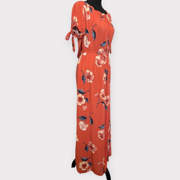 Band of Gypsies - Off Shoulder Floral Maxi Dress - Red - Size Large - Picture 3 of 7